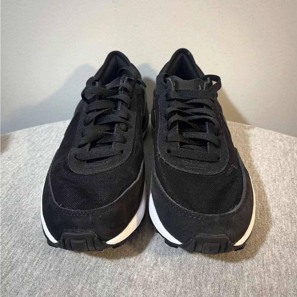 Nike GS Waffle One Grade School Black/White Sneaker Shoe Size 7Y DC0481-001 - Picture 3 of 11
